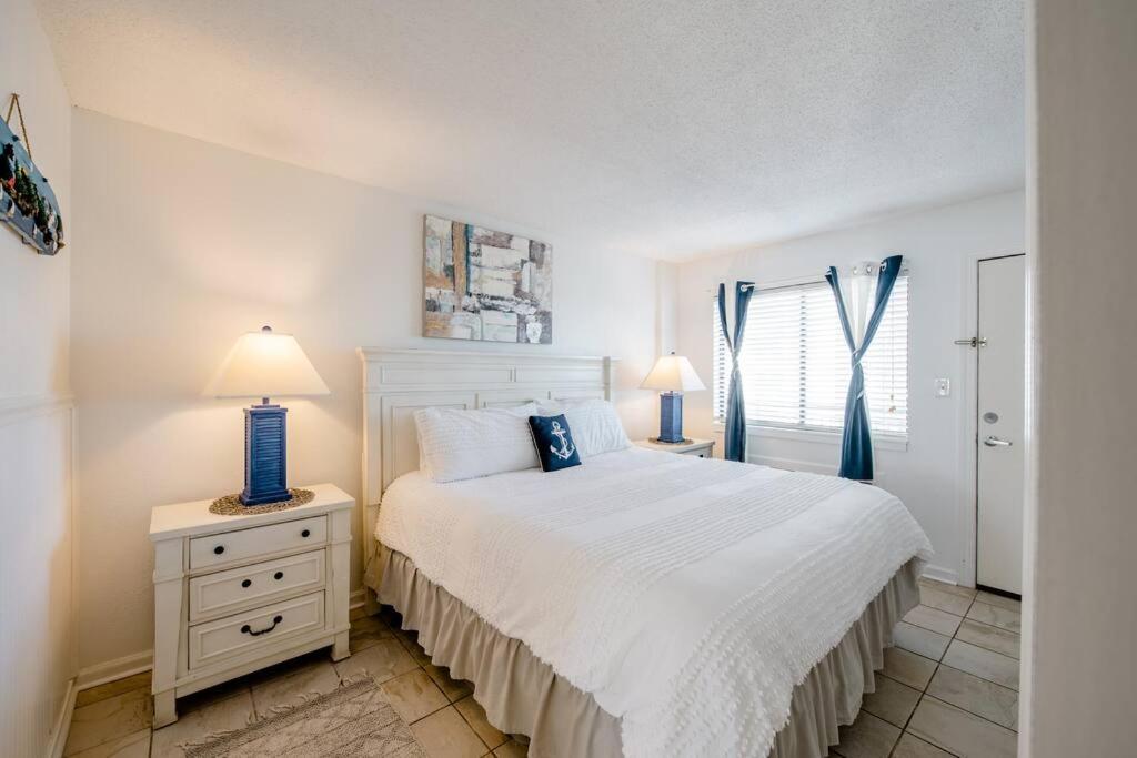 Royal Retreat-Amazing View-King Bed-1 Bedroom-Full Kitchen-Free Parking-Self Check-In Myrtle Beach Buitenkant foto