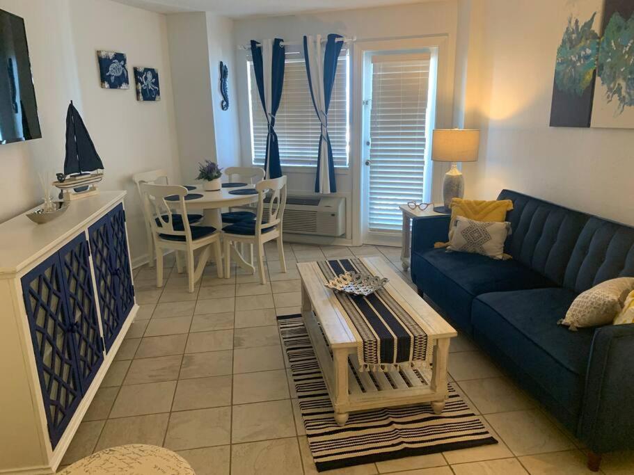 Royal Retreat-Amazing View-King Bed-1 Bedroom-Full Kitchen-Free Parking-Self Check-In Myrtle Beach Buitenkant foto
