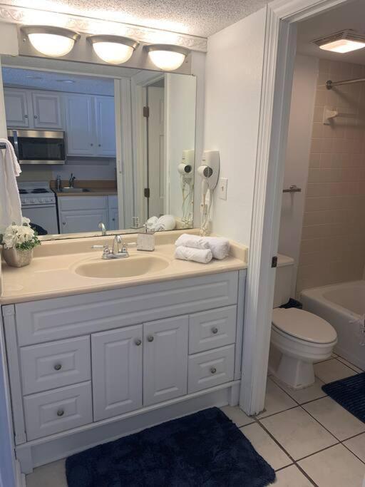 Royal Retreat-Amazing View-King Bed-1 Bedroom-Full Kitchen-Free Parking-Self Check-In Myrtle Beach Buitenkant foto